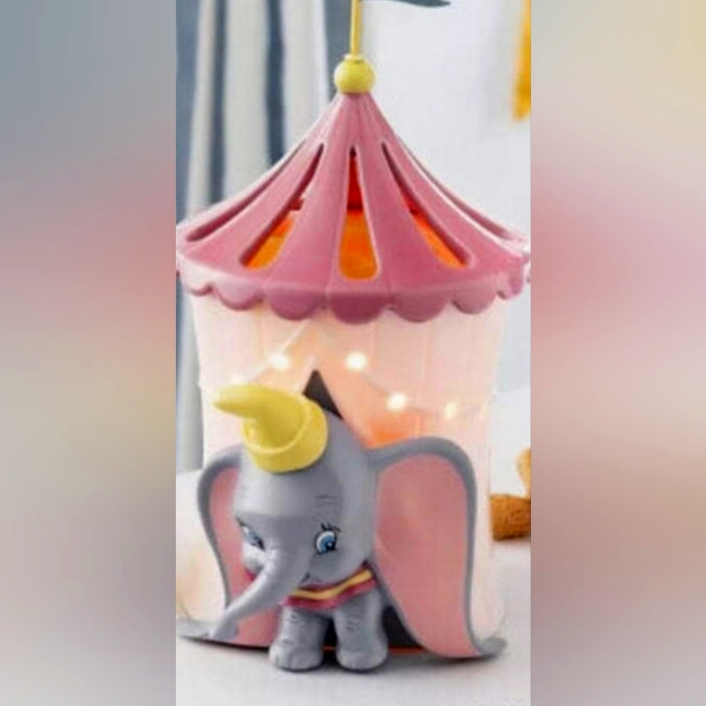 Brand new (in box) Dumbo warmer from Scentsy!